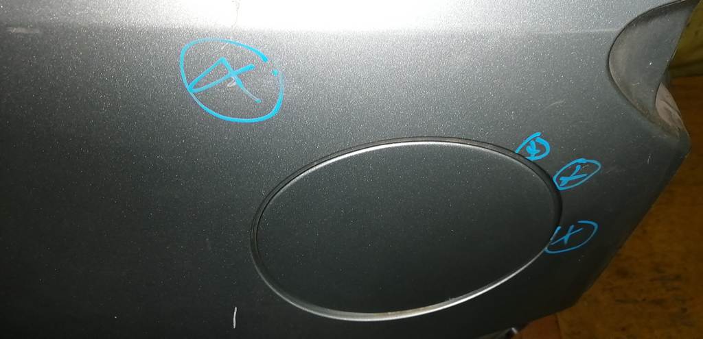 крыло Mazda Demio