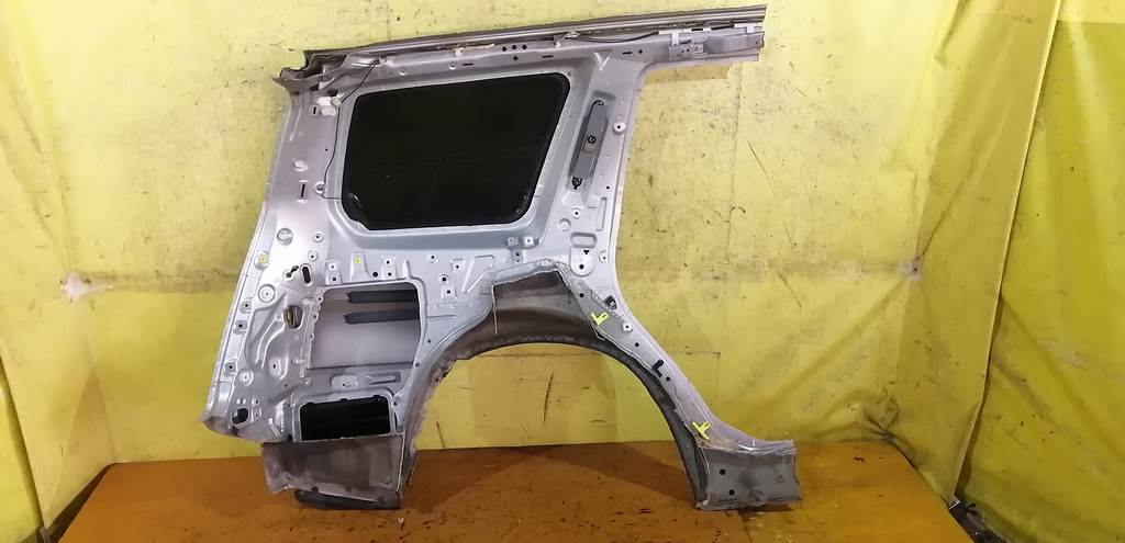 крыло Subaru Forester