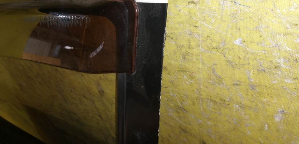 дверь Nissan Cube