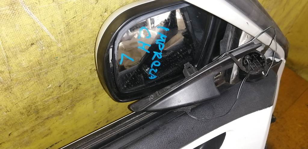 зеркало Subaru Impreza