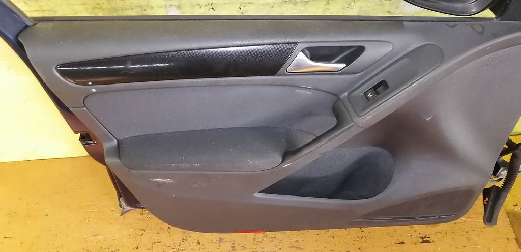 дверь Volkswagen Golf