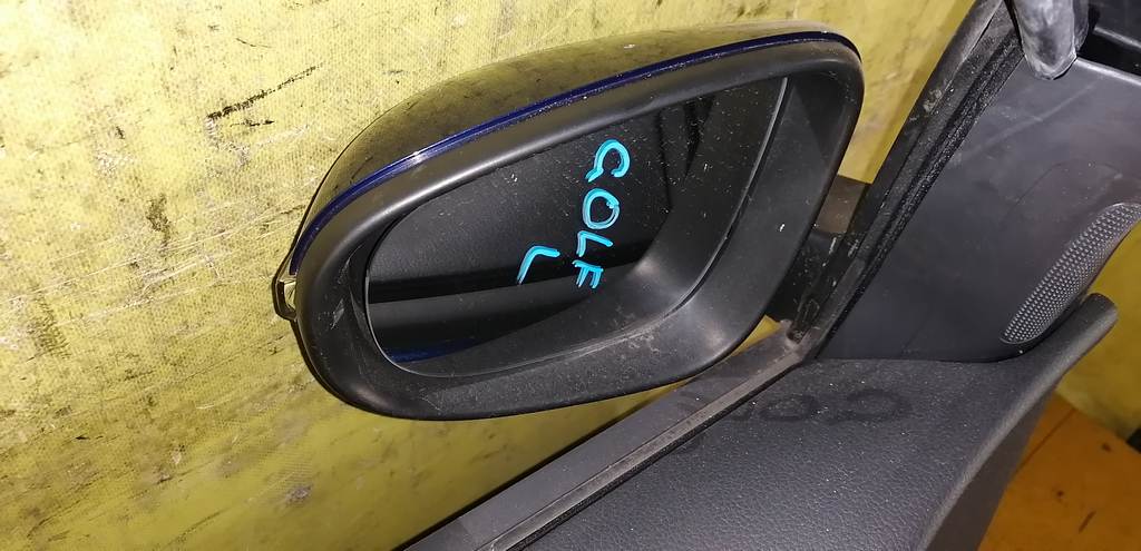 зеркало Volkswagen Golf