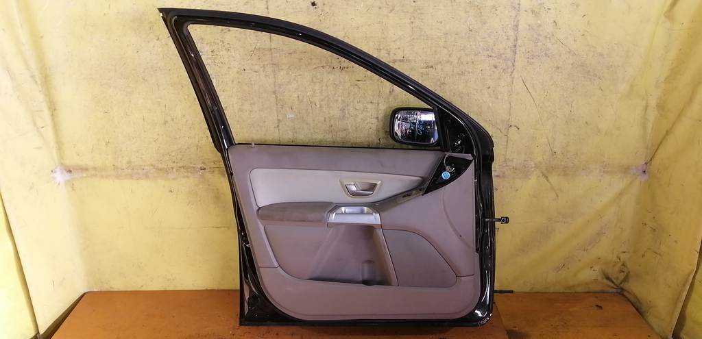 дверь Volvo XC90