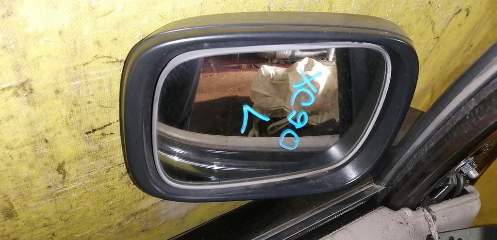 зеркало Volvo XC90