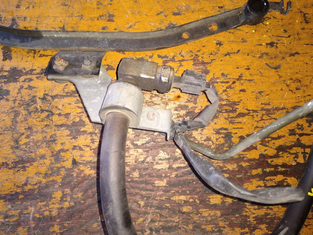 шланг гидроусилителя Nissan X-Trail