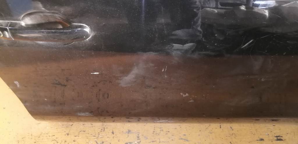 дверь Nissan Note