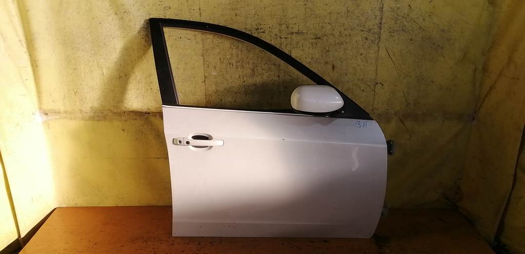 дверь Subaru Impreza