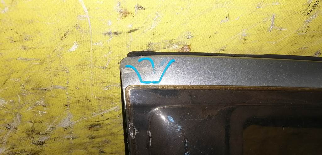 дверь Toyota Vitz