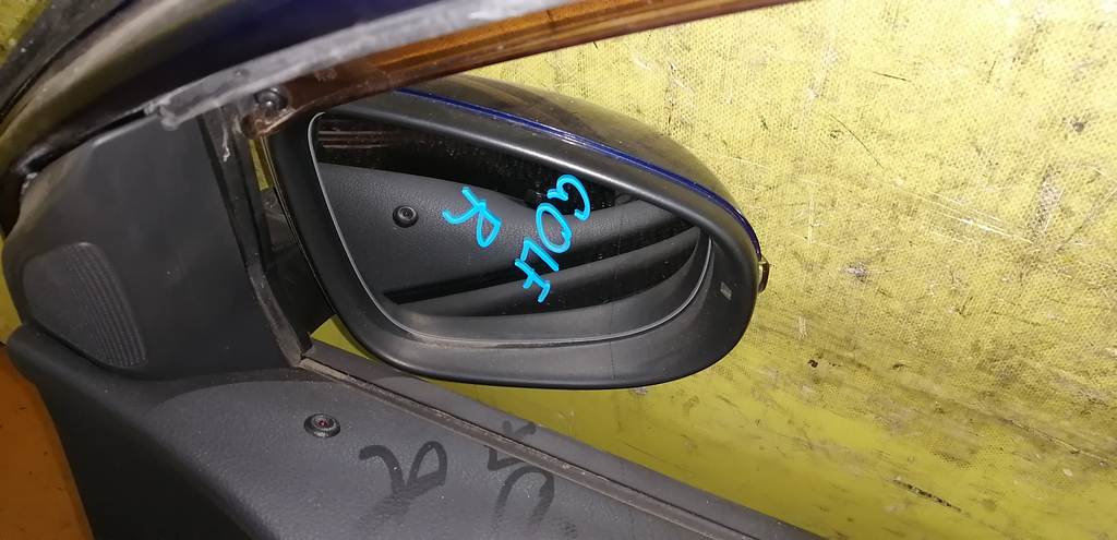 зеркало Volkswagen Golf