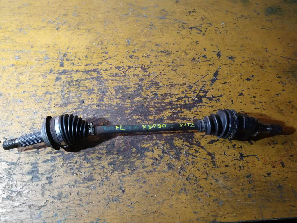 привод Toyota Vitz