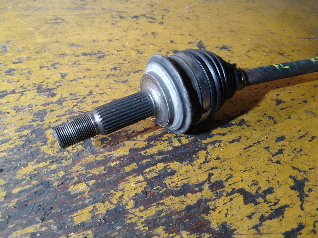 привод Toyota Vitz