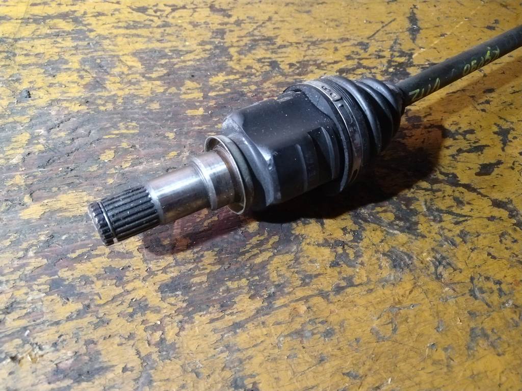 привод Toyota Vitz