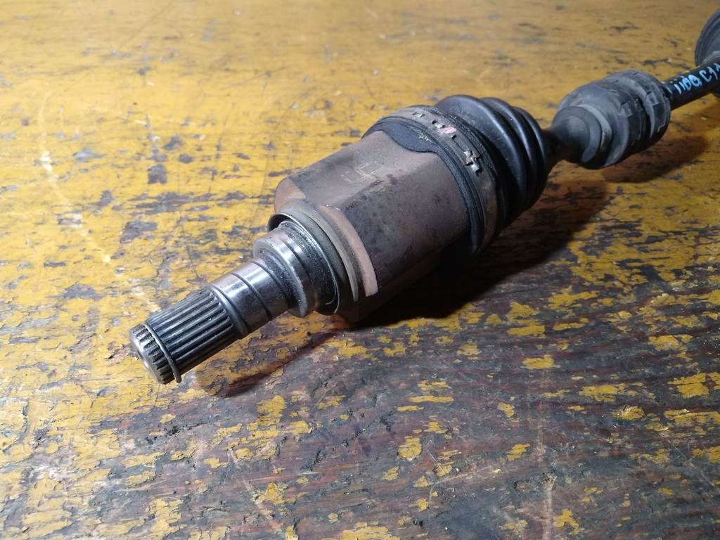 привод Nissan Tiida Latio