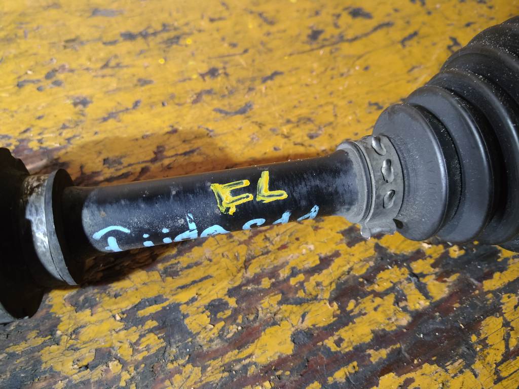 привод Nissan Tiida Latio