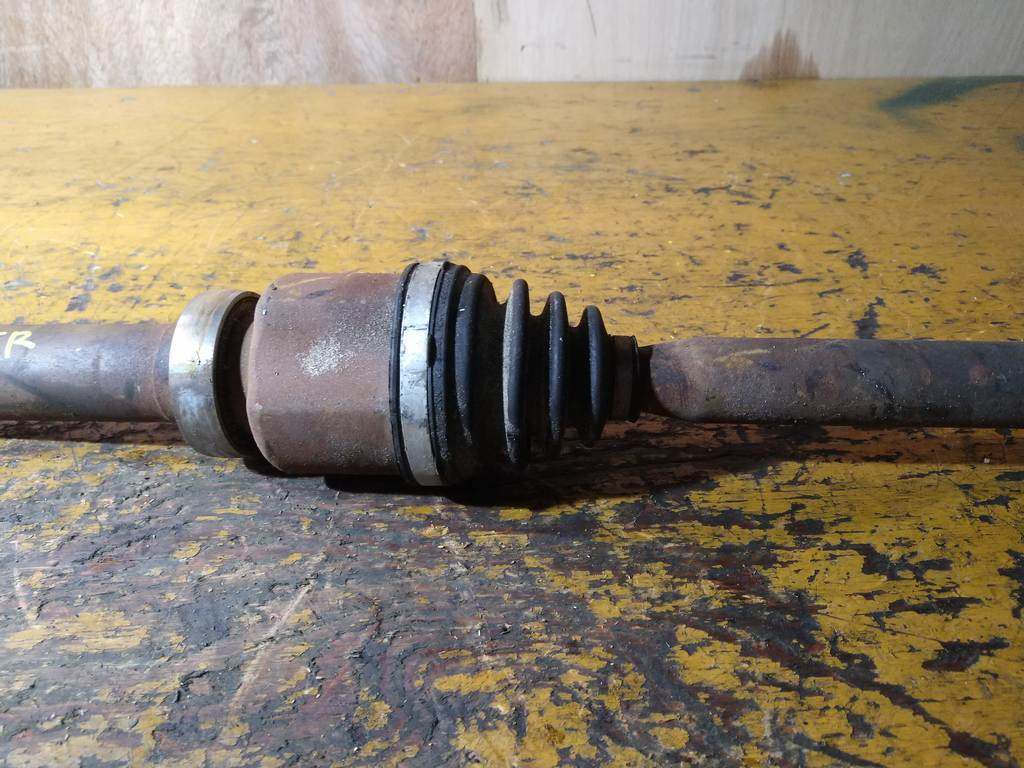 привод Volvo S40