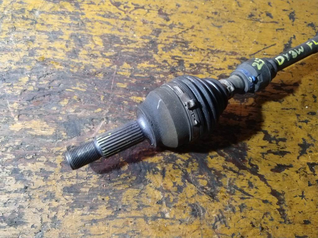 привод Mazda Demio