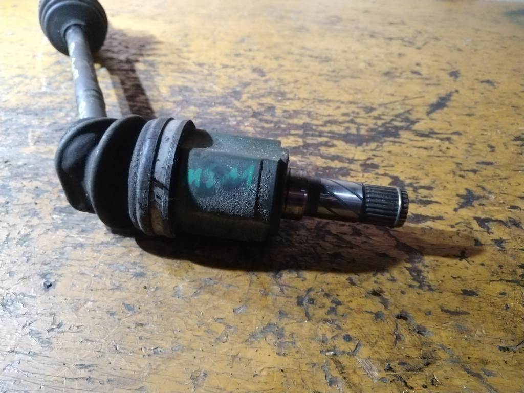 привод Mazda Demio