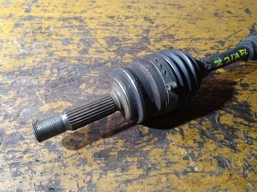 привод Mitsubishi Colt