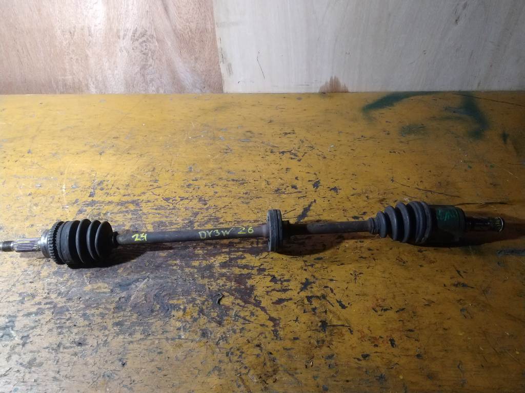 привод Mazda Demio