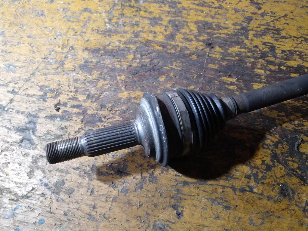 привод Toyota Vitz