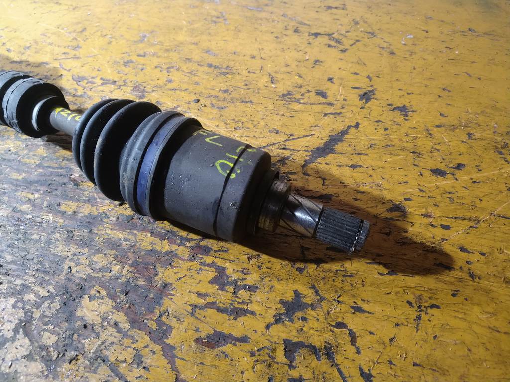 привод Nissan Cube