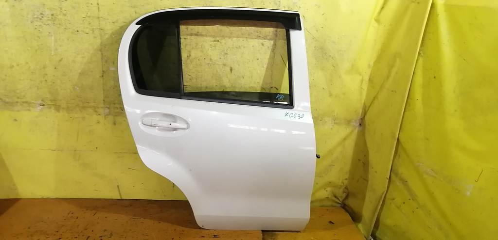 дверь Toyota Passo