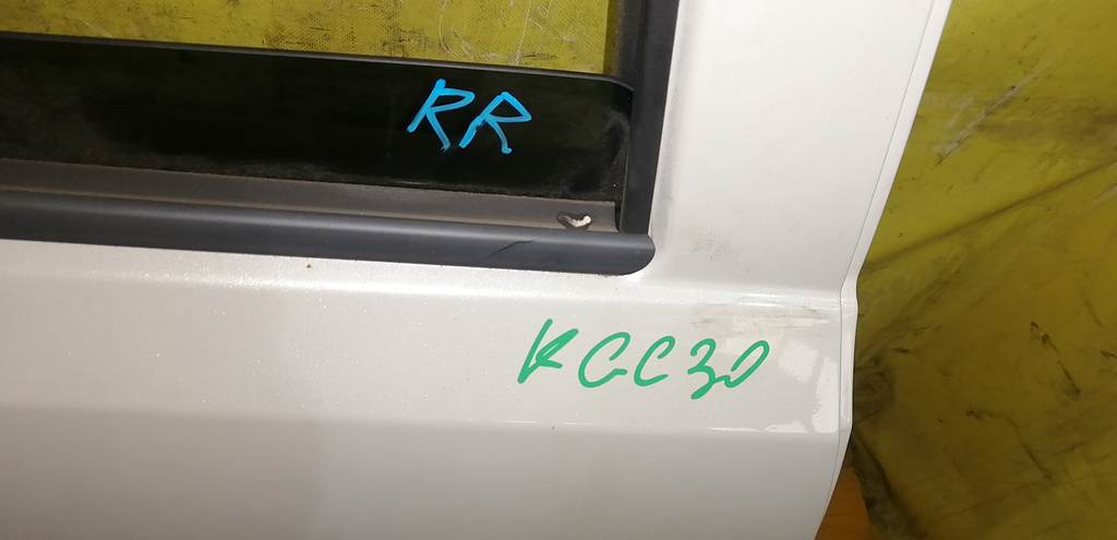 дверь Toyota Passo