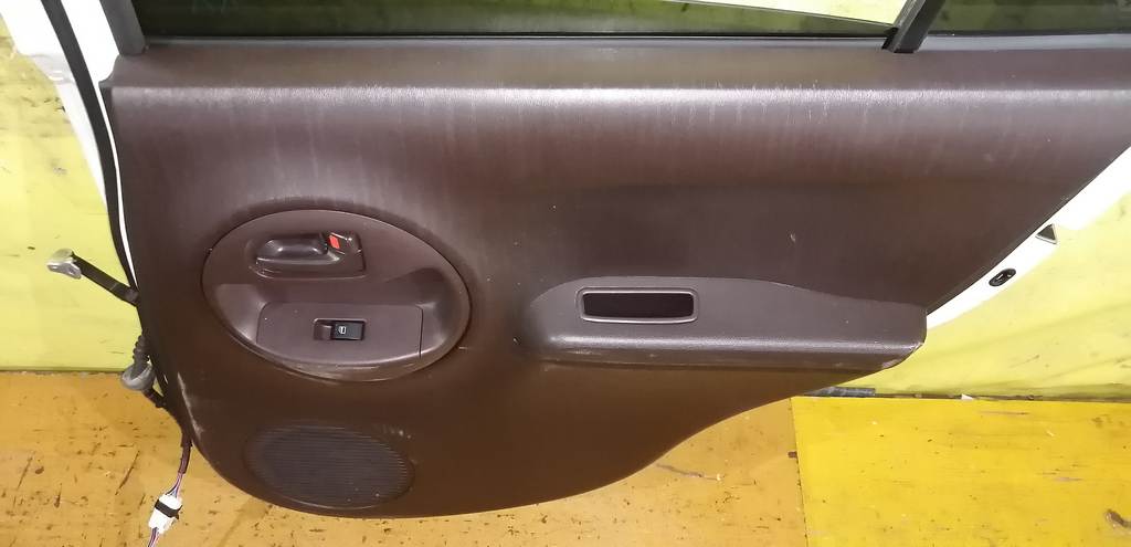 дверь Toyota Passo