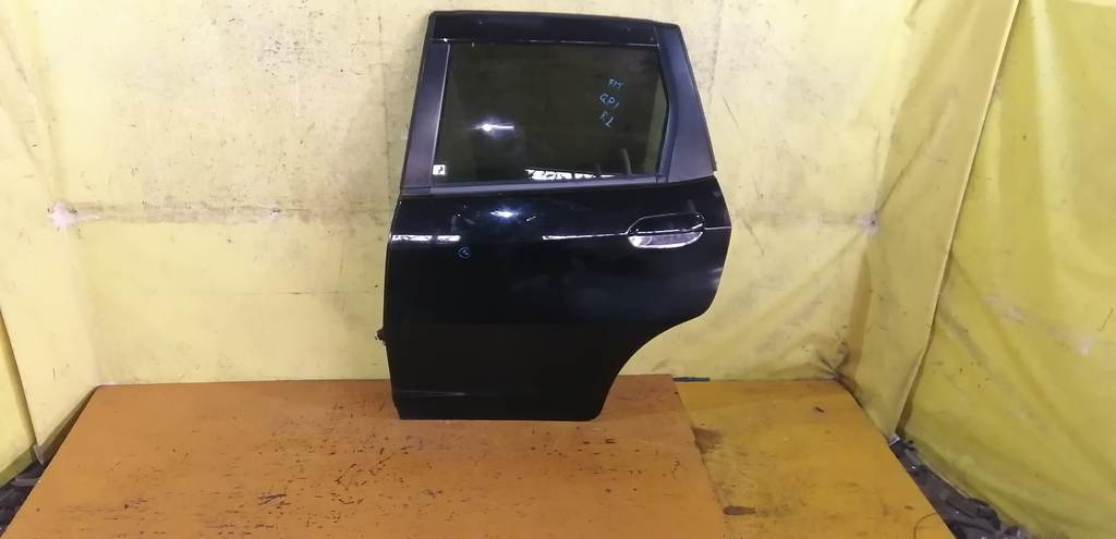 дверь Honda Fit