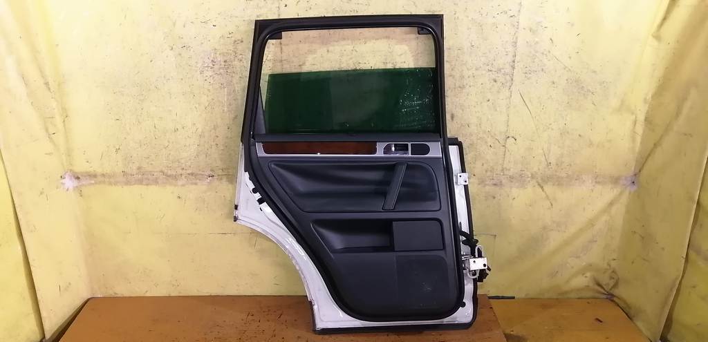 дверь Volkswagen Touareg