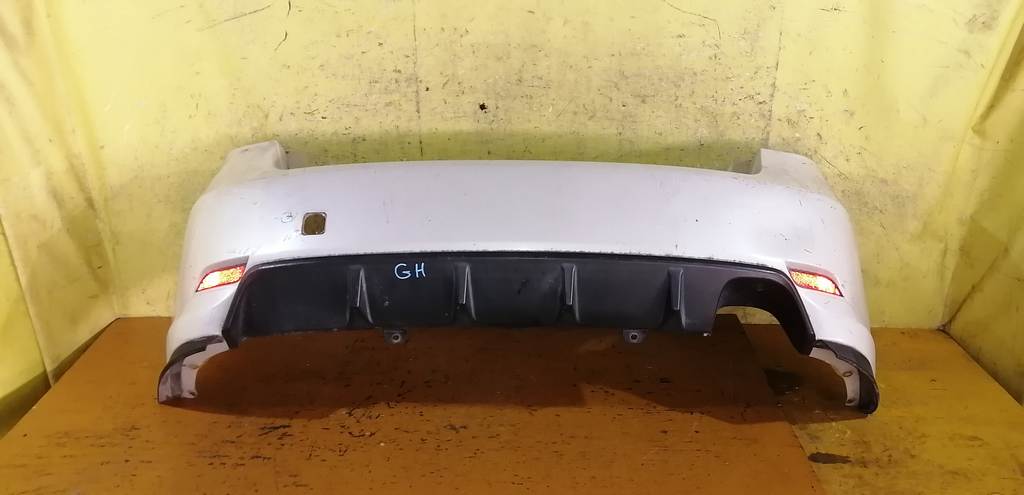 бампер Subaru Impreza