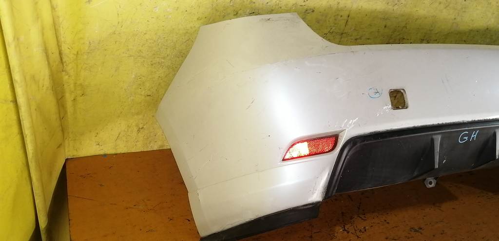 бампер Subaru Impreza