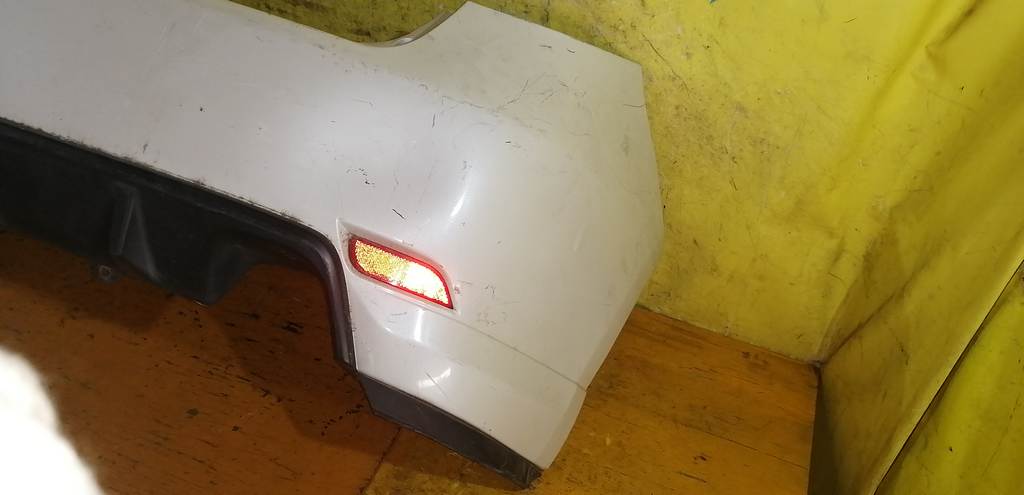 бампер Subaru Impreza