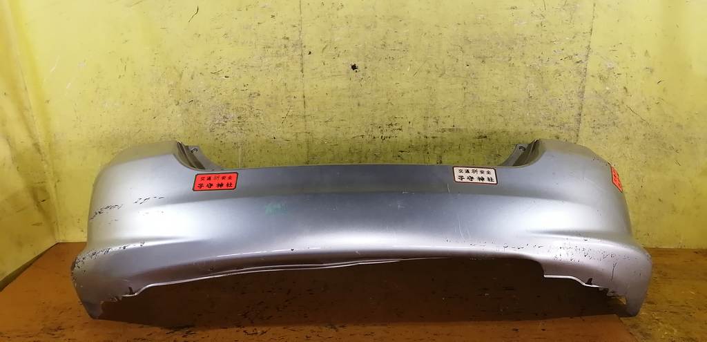 бампер Honda Fit