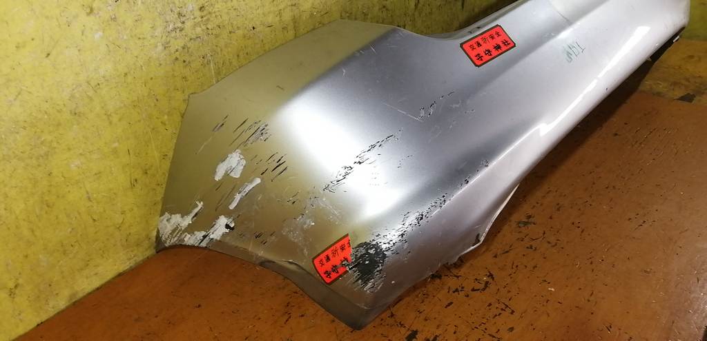 бампер Honda Fit