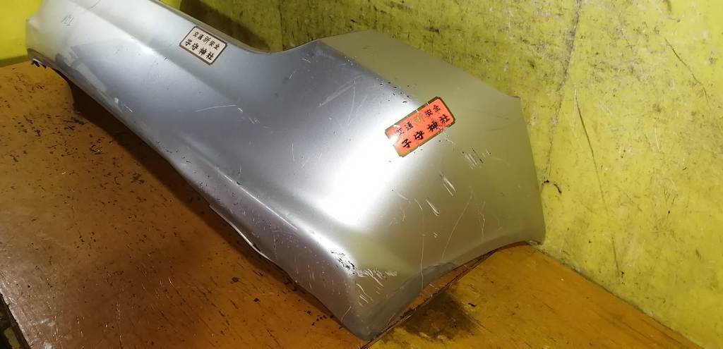 бампер Honda Fit