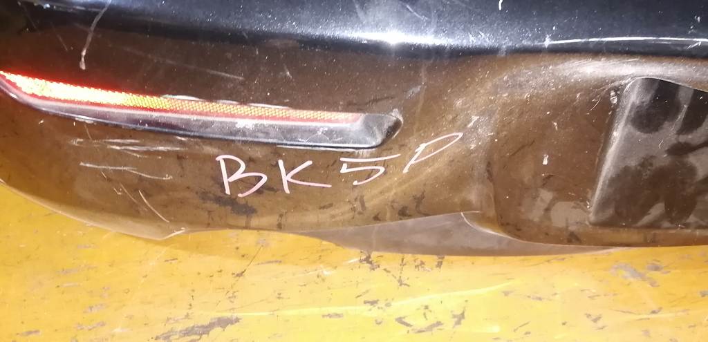 бампер Mazda Axela