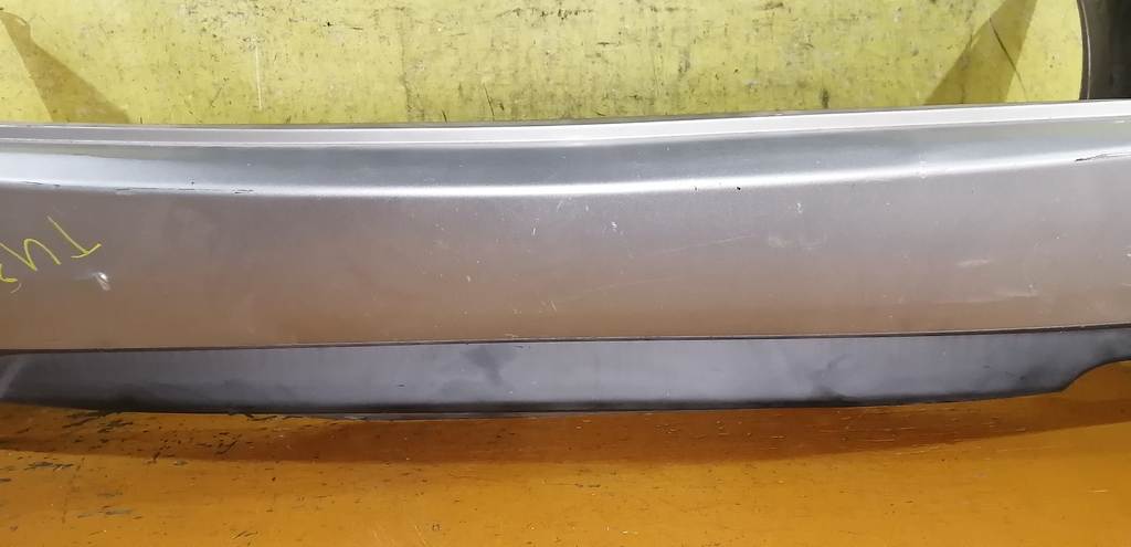 бампер Nissan Presage