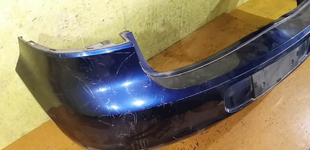 бампер Volkswagen Golf