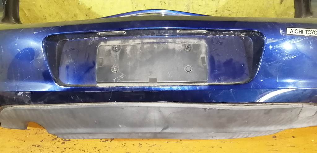 бампер Volkswagen Golf