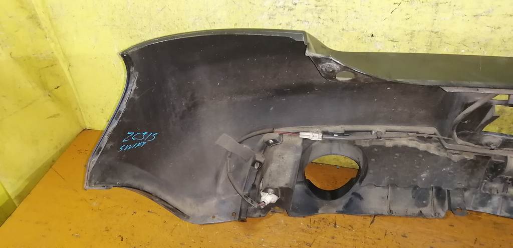 бампер Suzuki Swift