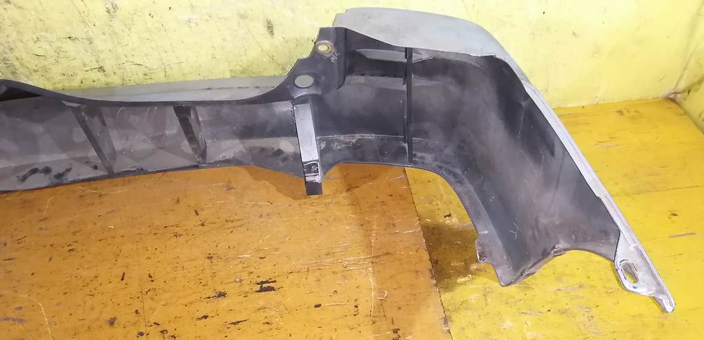 бампер Mazda Demio