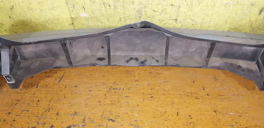 бампер Mazda Demio