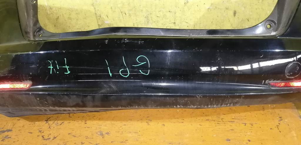 бампер Honda Fit