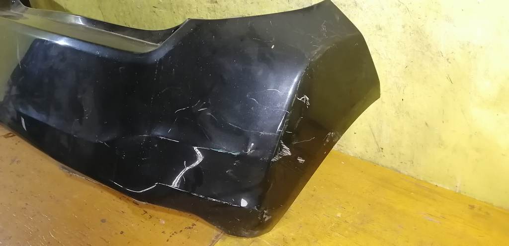 бампер Toyota Vitz