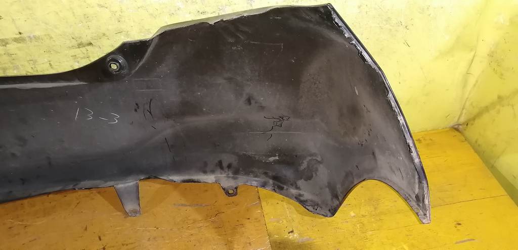 бампер Toyota Vitz