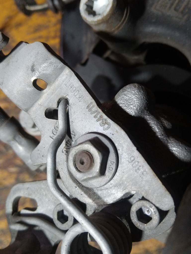 ступица Volkswagen Golf