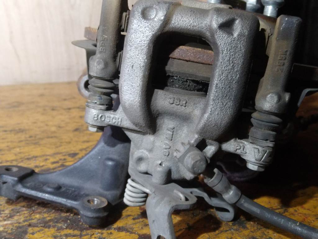 ступица Volkswagen Golf