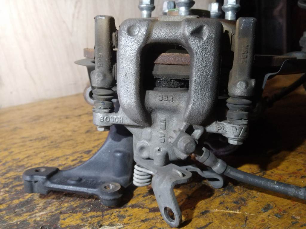 ступица Volkswagen Golf