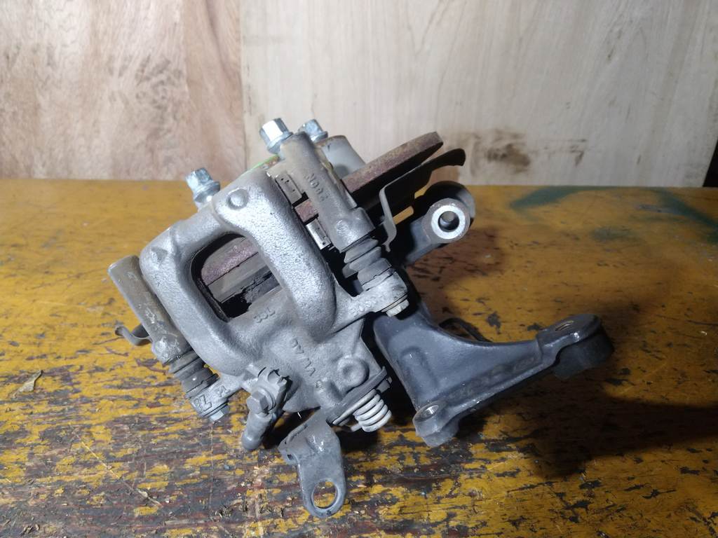 ступица Volkswagen Golf